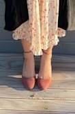 I'm usually a size 7.5/8, on rare occasions a size 7. So I went with the safe size of 7.5 since reviews said they run a little large and I have wide feet but they are still slightly too big - not big enough to go a size down but just a bit of room in the heel. They are also a lot higher than what looks like in the professional photos. Still comfortable enough and look amazing, true to colour and are decent quality. - Lexi T.