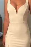 This Dress is just spectacular unfortunately the fabric is a little this so everything with mark.
Perfect dress for a beach wedding - Maria V.