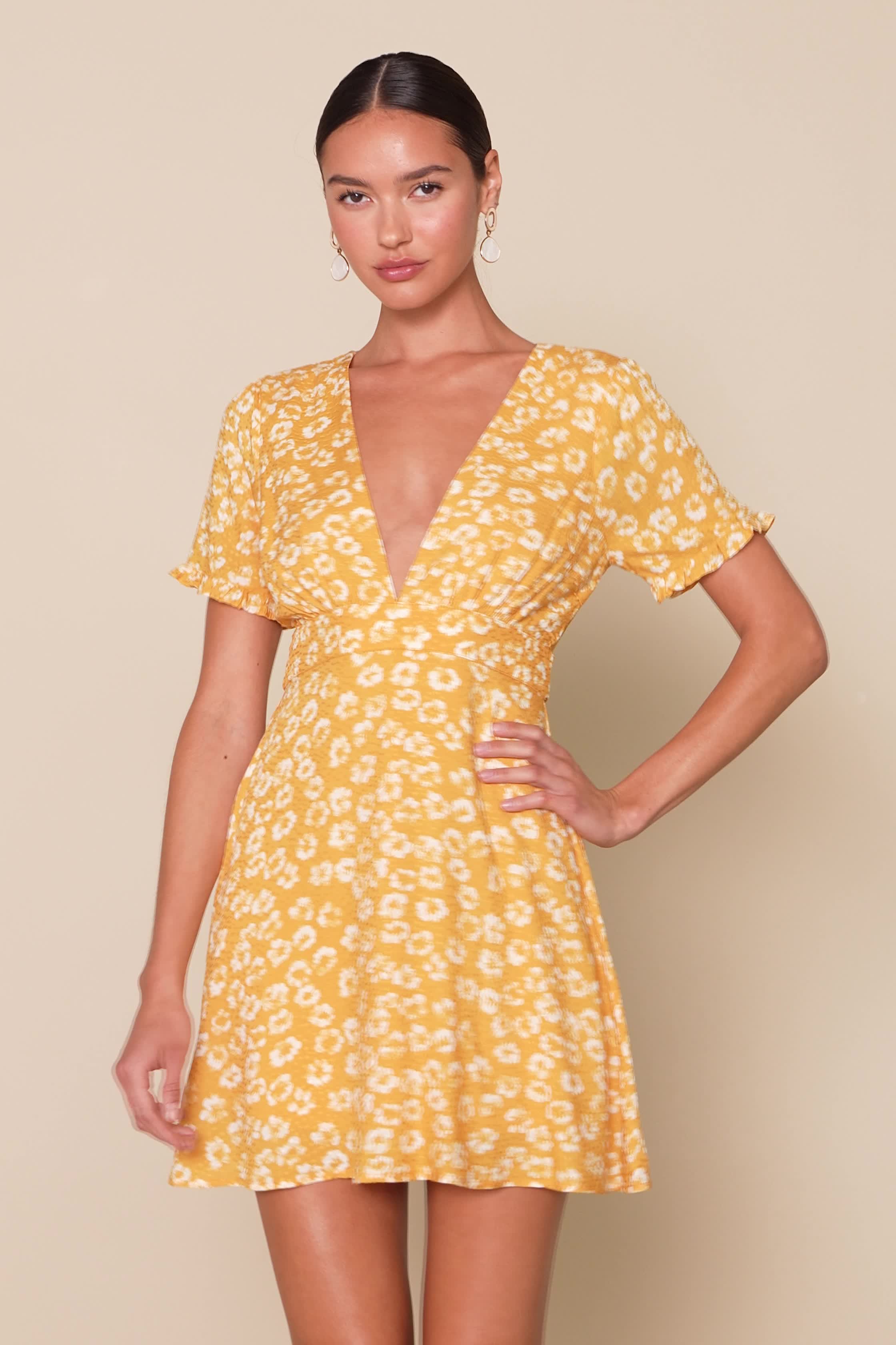 strapless open back dress Maddox Floral Dress – Dress the Population main image 1